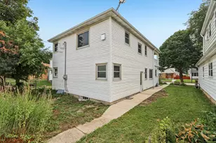 2559 S 63rd St, Milwaukee, WI 53219 - Photo 2