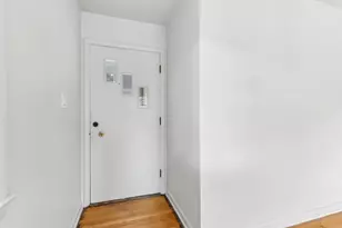 2559 S 63rd St, Milwaukee, WI 53219 - Photo 10