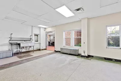 1028 E Juneau Ave #100, Milwaukee, WI 53202 - Photo 22