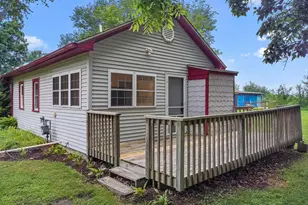 W1096 Crocus Rd, Bloomfield, WI 53128 - Photo 2