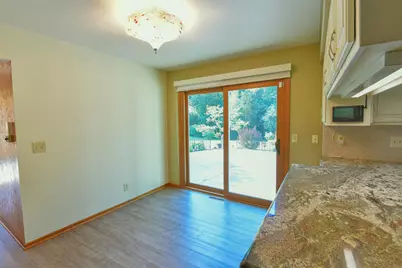 5729  Evarit Dr, Racine, WI 53406 - Photo 10