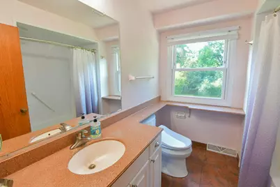 5729  Evarit Dr, Racine, WI 53406 - Photo 20