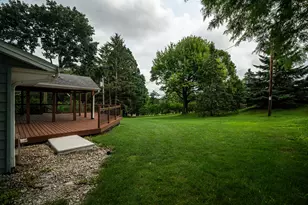 805 W Decorah Rd, West Bend, WI 53095 - Photo 32
