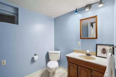805 W Decorah Rd, West Bend, WI 53095 - Photo 24