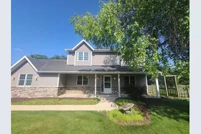 W220S3864  Crestview Dr, Waukesha, WI 53189 - Photo 1