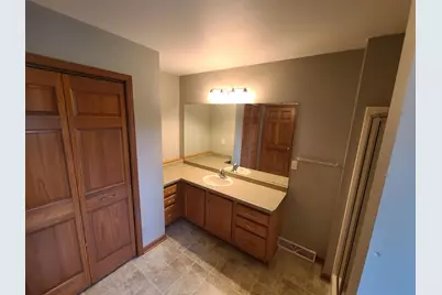 W220S3864  Crestview Dr, Waukesha, WI 53189 - Photo 26