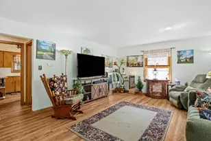 1237 Ashland Ave, Sheboygan, WI 53081 - Photo 6