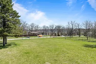 N3358 Hawthorn Rd, Geneva, WI 53147 - Photo 6