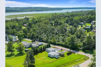 N3358  Hawthorn Rd, Geneva, WI 53147 - Photo 2