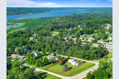 N3358  Hawthorn Rd, Geneva, WI 53147 - Photo 4