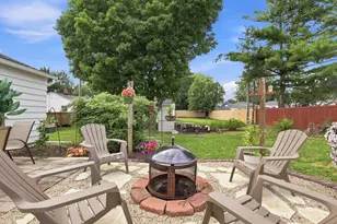 W169N8609 Sheridan Dr, Menomonee Falls, WI 53051 - Photo 6