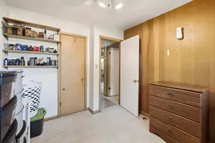 5805 W Fountain Ave, Milwaukee, WI 53223 - Photo 22