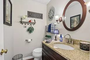 W182N8323 Georgetown Dr, Menomonee Falls, WI 53051 - Photo 42