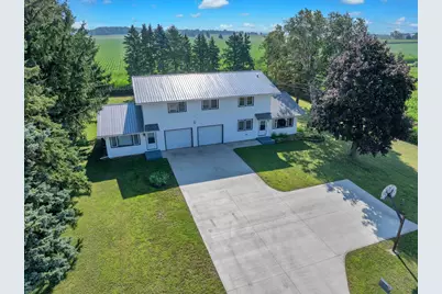 N11832  West Line Rd, Lomira, WI 53006 - Photo 2