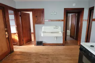 3827 N 24th Pl, Milwaukee, WI 53206 - Photo 6