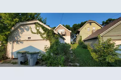 3827 N 24th Pl #A, Milwaukee, WI 53206 - Photo 16