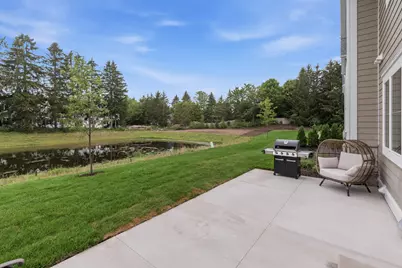 1407 W Eastbrook Dr, Mequon, WI 53092 - Photo 34