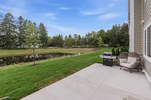 1407 W Eastbrook Dr, Mequon, WI 53092 - Photo 34