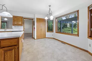 9425 W Harrison Ave, West Allis, WI 53227 - Photo 6