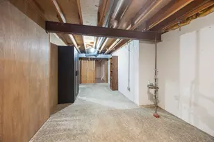 9425 W Harrison Ave, West Allis, WI 53227 - Photo 24