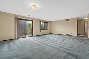 5748 Cambridge Ln, Racine, WI 53406 - Photo 8