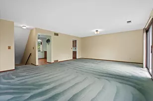5748 Cambridge Ln, Racine, WI 53406 - Photo 12