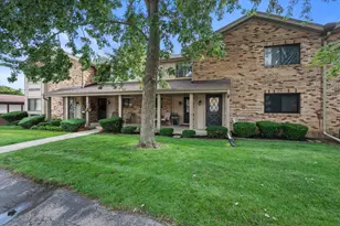 5748 Cambridge Ln, Racine, WI 53406 - Photo 2