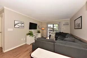 1108 N Milwaukee St, Milwaukee, WI 53202 - Photo 6