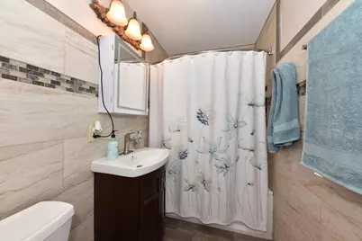 2861 S 55th St, Milwaukee, WI 53219 - Photo 12