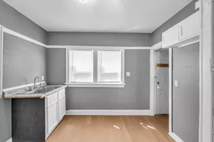 3573 N 11th St, Milwaukee, WI 53206 - Photo 6
