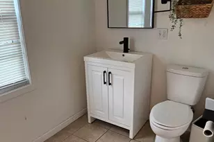 628 N 9th St, Manitowoc, WI 54220 - Photo 18