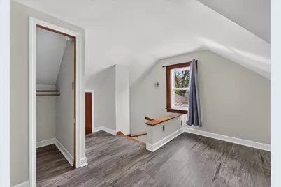 1206 S 91st St, West Allis, WI 53214 - Photo 12