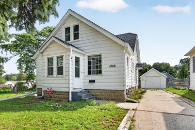 1206 S 91st St, West Allis, WI 53214 - Photo 1