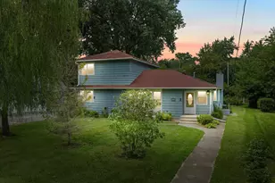 114 113th St, Pleasant Prairie, WI 53158 - Photo 1