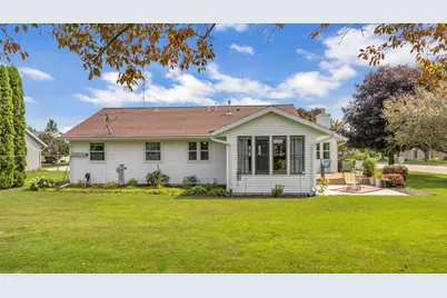 131  Menominee Dr, Sheboygan Falls, WI 53085 - Photo 28