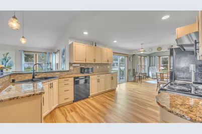 131  Menominee Dr, Sheboygan Falls, WI 53085 - Photo 6