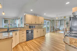 131 Menominee Dr, Sheboygan Falls, WI 53085 - Photo 6