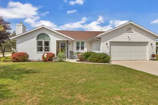 131 Menominee Dr, Sheboygan Falls, WI 53085 - Photo 1