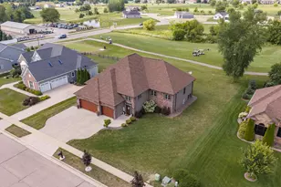647 E Clancy St, Jefferson, WI 53549 - Photo 44