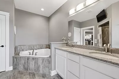 647 E Clancy St, Jefferson, WI 53549 - Photo 16