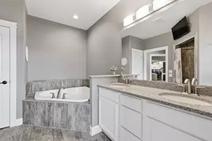 647 E Clancy St, Jefferson, WI 53549 - Photo 16
