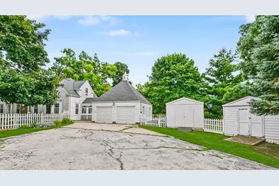 3123 W Grange Ave, Greenfield, WI 53221 - Photo 22
