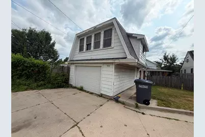 1926 S 16th St, Sheboygan, WI 53081 - Photo 2