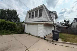 1926 S 16th St, Sheboygan, WI 53081 - Photo 2