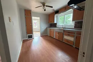 1926 S 16th St, Sheboygan, WI 53081 - Photo 8