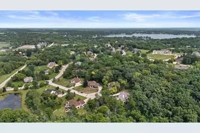 S67W20039  Benjamin Ct, Muskego, WI 53150 - Photo 4