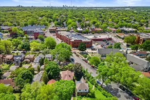 609 E Lake View Ave, Whitefish Bay, WI 53217 - Photo 24