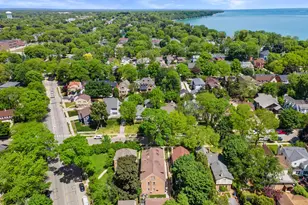 609 E Lake View Ave, Whitefish Bay, WI 53217 - Photo 26