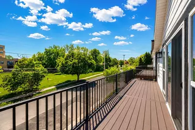 228 E Brown St, Milwaukee, WI 53212 - Photo 6