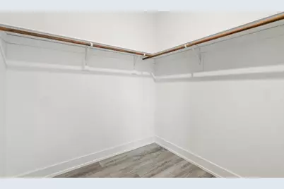 228 E Brown St, Milwaukee, WI 53212 - Photo 16